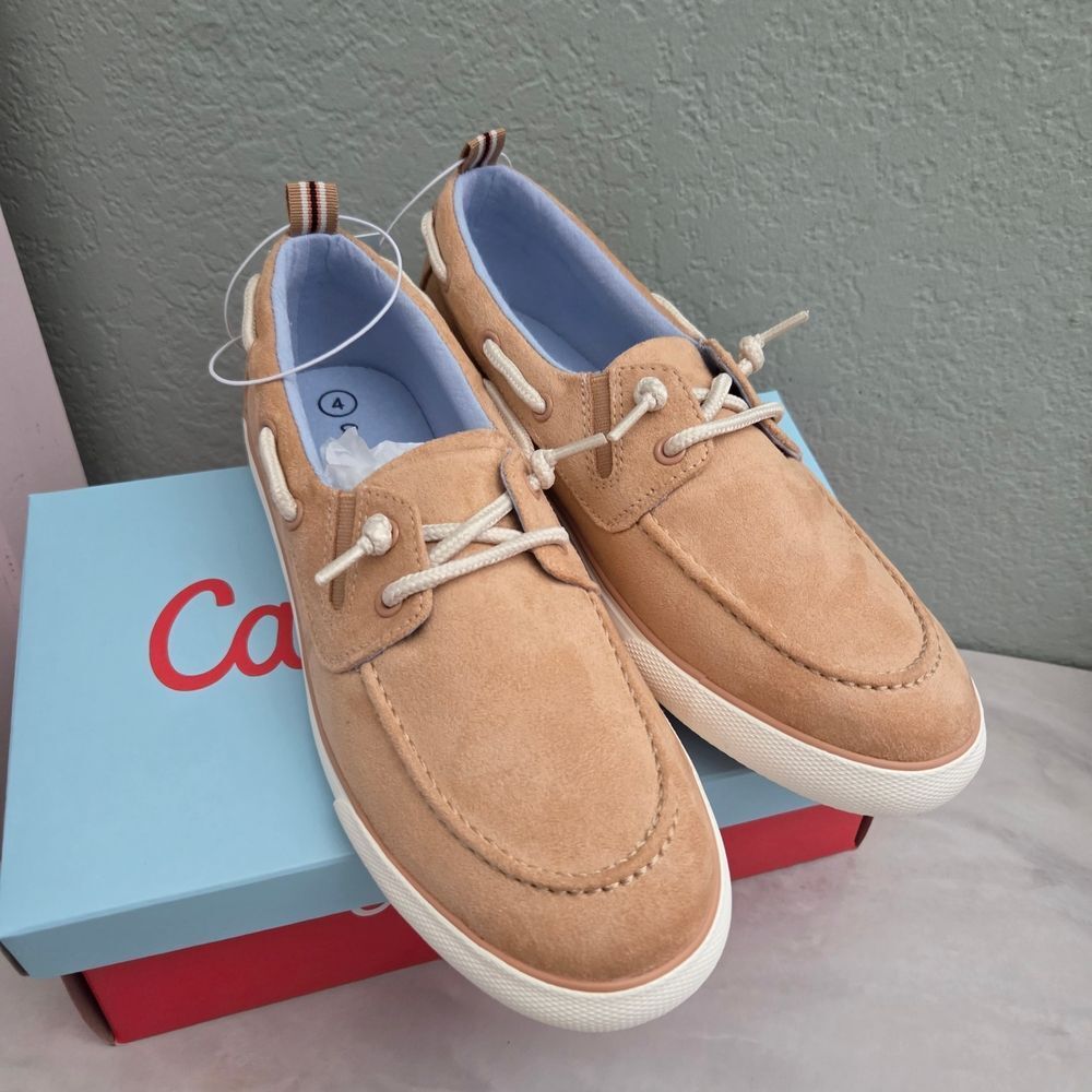 Cat & Jack Kids  Reece Brown  Sneakers Loafers Size 4